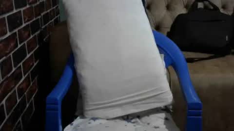 cute_sidney online show from December 27, 7:14 pm