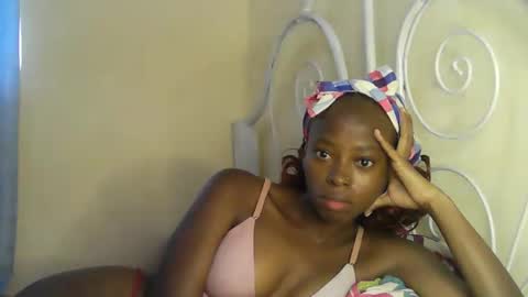 cute_sonny online show from September 18, 5:06 am