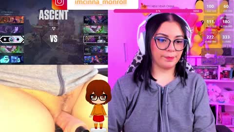 Snapshot of cutecinamonroll chatting on January 7, 10:52 pm Cinna independent model online show from January 7, 10:52 pm