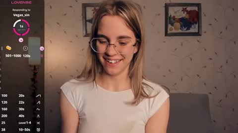 Melisa online show from November 22, 8:44 pm