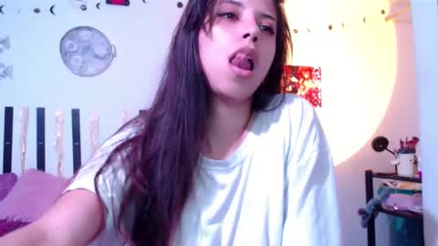 haome online show from March 29, 12:53 am