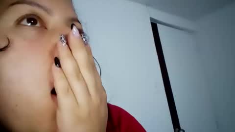 Snapshot of cutejess45 chatting on February 10, 4:52 am tell me jess   online show from February 10, 4:52 am
