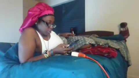 mary mack online show from October 27, 1:17 pm