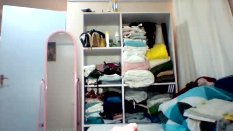 cutezola online show from January 11, 8:19 am