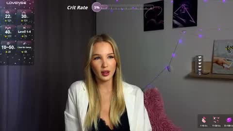 Snapshot of cutiefull_lion chatting on September 18, 6:01 am cutiefull_lion online show from September 18, 6:01 am