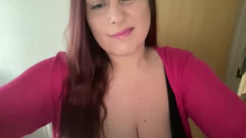 cutiexxxx online show from March 7, 9:40 am