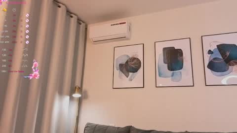 Milla online show from April 18, 7:58 pm