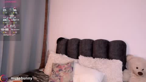 Sophie online show from April 14, 3:50 am