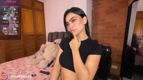 Sophie online show from November 22, 2:58 am