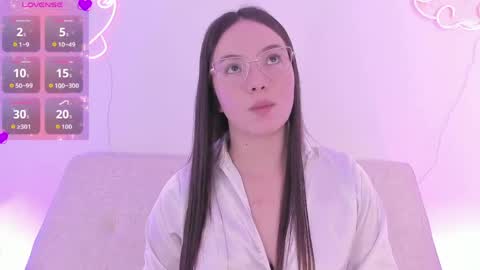 Dafne  online show from March 31, 1:22 pm