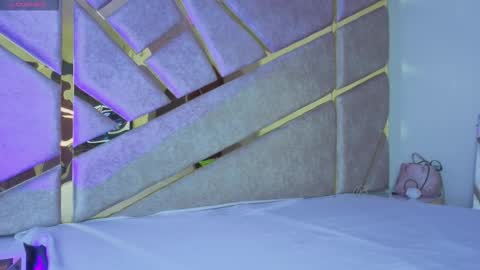 Dahiana  online show from February 21, 12:17 pm