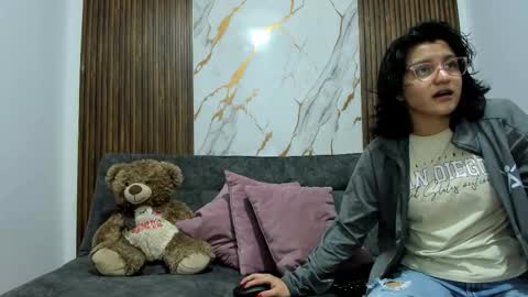 dahianaroa online show from February 24, 12:37 pm