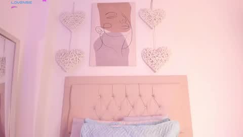 Snapshot of daiana_curly chatting on February 24, 12:35 pm Daiana online show from February 24, 12:35 pm