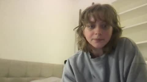 daisy_lately online show from October 31, 10:30 am