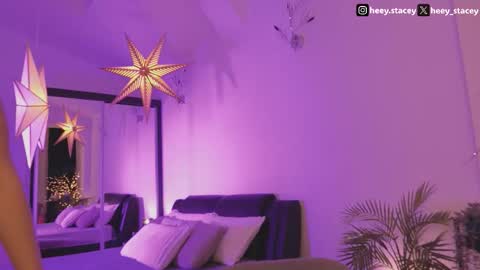 Stacey online show from February 26, 7:24 pm