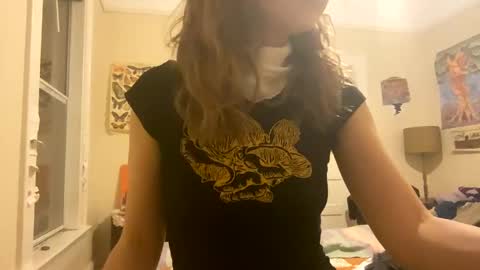 DaisyB3 online show from February 23, 5:39 am