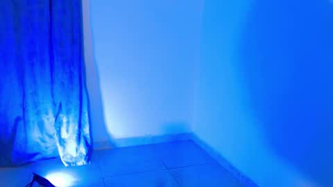 VALENTINA  online show from November 20, 7:53 am