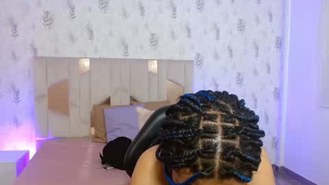 Dakota online show from October 27, 12:01 pm