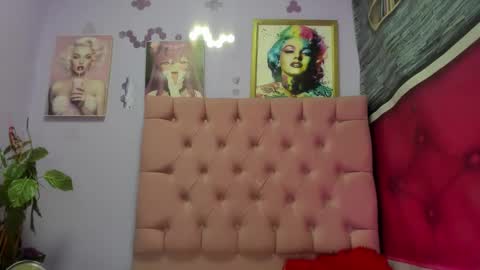 Mariana online show from October 18, 9:16 pm