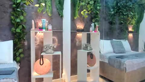 Dakotta online show from March 4, 7:20 pm