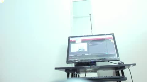  Ren  online show from February 3, 12:36 am