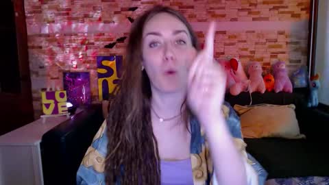 Dalia  online show from November 20, 9:54 am