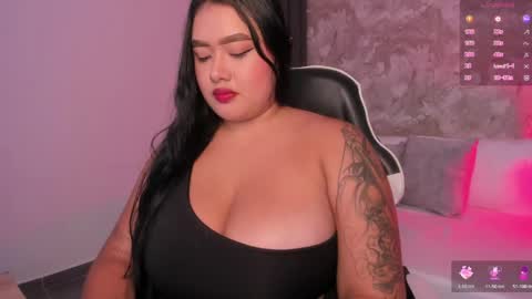D A L I A  online show from May 29, 7:56 pm