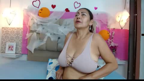 damaryleon online show from October 29, 7:27 pm