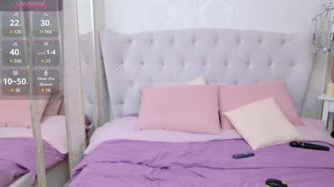 Snapshot of damn_bae__ chatting on February 17, 1:15 am Julia online show from February 17, 1:15 am