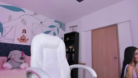 dana_paula online show from October 11, 11:47 am