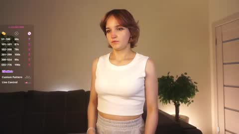 Elvi online show from November 26, 5:47 pm