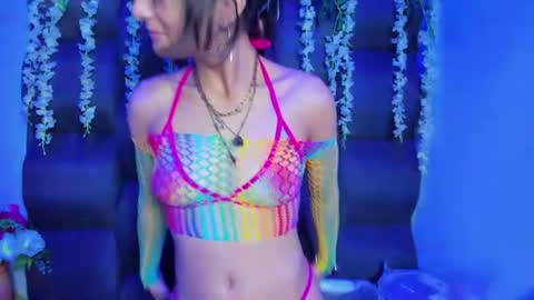 dani_dream online show from June 25, 3:35 pm