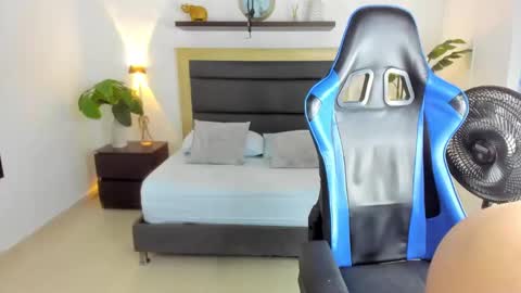 Dania online show from November 18, 2:56 am