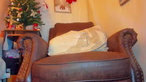 danidollxxx online show from November 16, 5:42 am