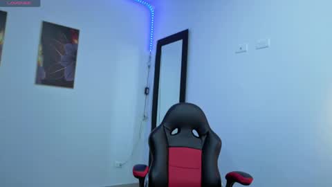 lorena online show from April 18, 7:58 pm