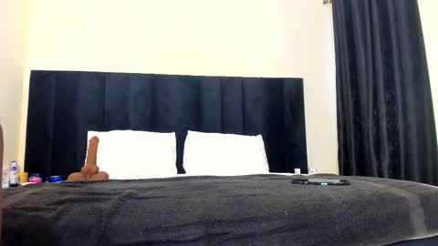 danielle_rock online show from March 9, 5:44 am