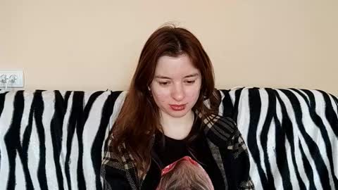 Mia online show from March 17, 7:34 am