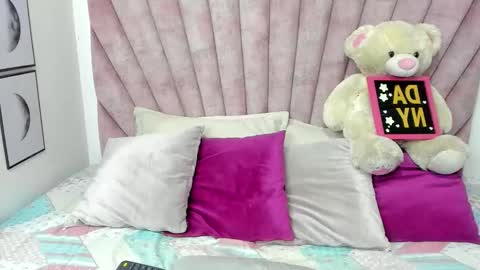 DaniiBelluci  online show from November 14, 4:56 am