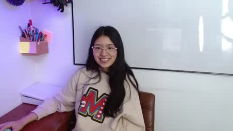 Dani  online show from July 6, 3:03 pm