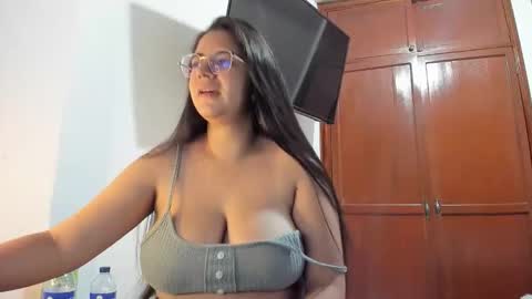 Dani online show from November 28, 3:53 am