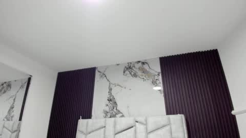 Dani Phonenix online show from November 28, 7:39 pm