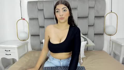 Danna online show from February 13, 11:39 am