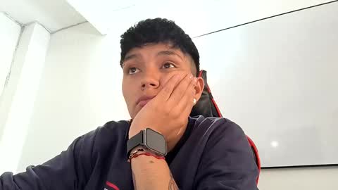   online show from December 29, 5:33 pm