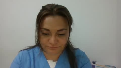 dapnne online show from December 3, 8:22 pm