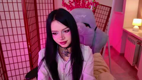 Diva online show from May 9, 9:06 pm