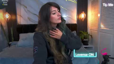 dark_dominika online show from June 2, 12:50 pm