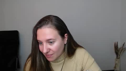 Snapshot of darklure_ chatting on October 21, 6:34 pm Anna online show from October 21, 6:34 pm