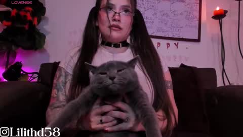 darknes_lilith18 online show from November 5, 2:50 am