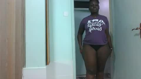 Snapshot of darksexydes8 chatting on October 4, 9:19 pm DESMA online show from October 4, 9:19 pm