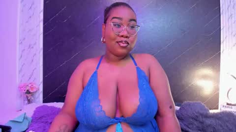  Darnell Queen online show from November 6, 1:11 am